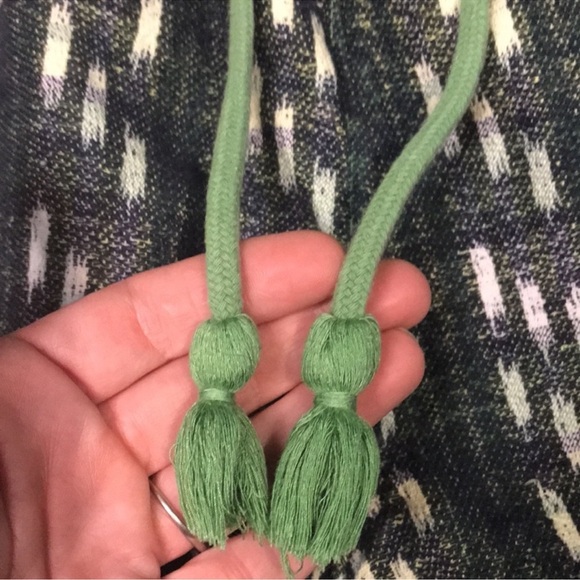 Aerie Jacquard High Waisted Shorts in Green Mission Size Small - Picture 5 of 9